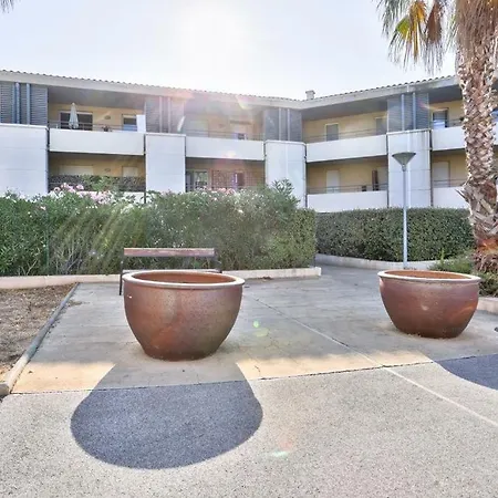 Agreable 2 Pieces Avec Terrasse Et Piscine Roquebrune-sur-Argens